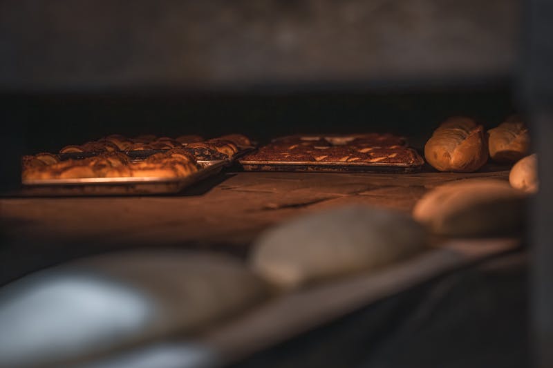 Garlic knots freshly baked in coal fired oven